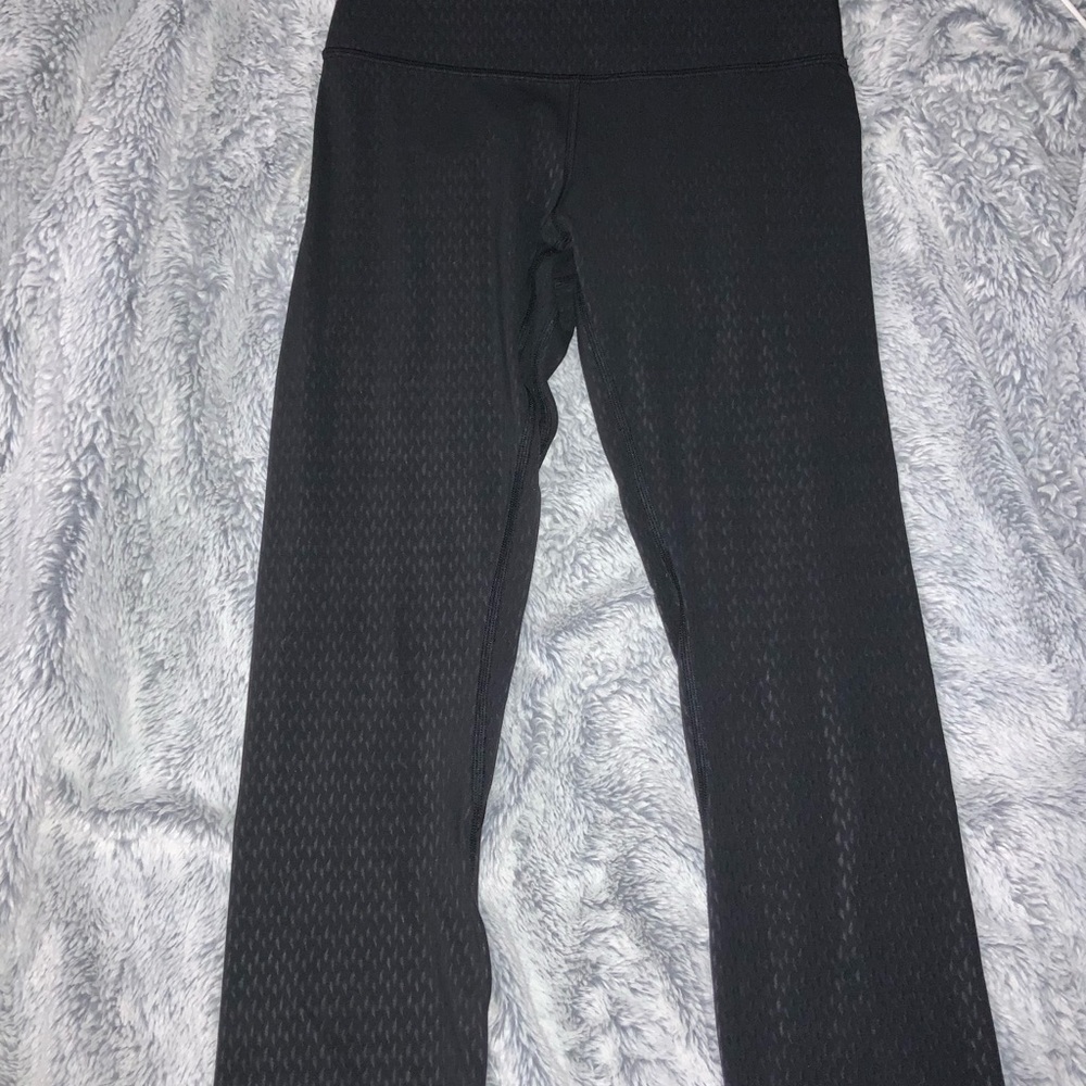 lululemon align high-rise leggings diverge emboss black size 4 Nulu